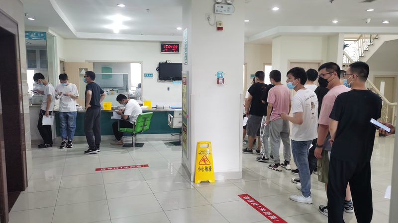 一款优秀的慢病管理软件通常具备以下功能：